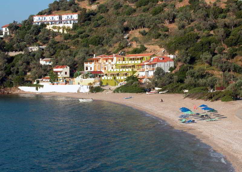 Nereides Seaside Apartments Marathókampos Exteriér fotografie