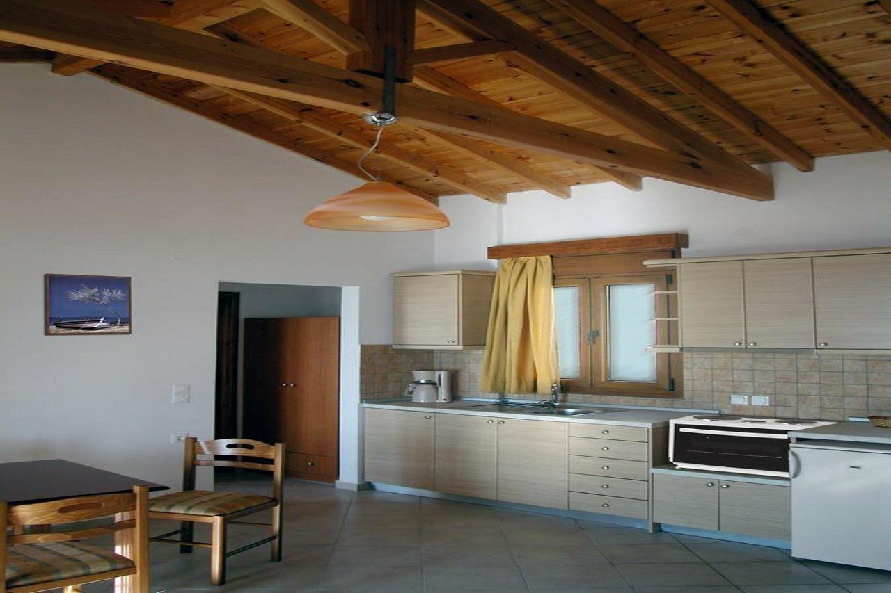 Nereides Seaside Apartments Marathókampos Exteriér fotografie